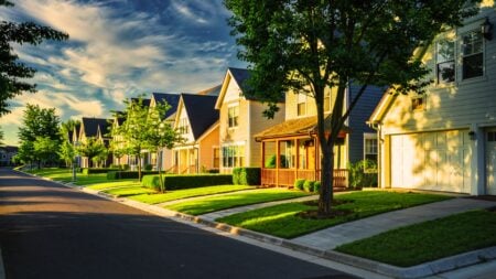 Sellers outnumber buyers as home prices barely inch up