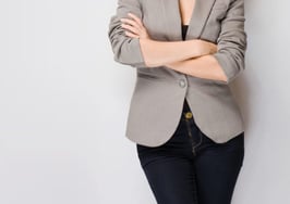 Real estate agents' body language and speech can cost them business