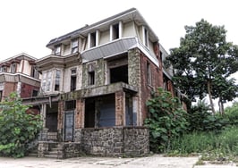 Vacant homes pose risks for agents