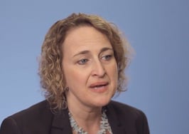 Facebook and LinkedIn are efficient tools for international reputation management 