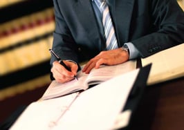 Former agent says Owners.com violates independent contractor rules