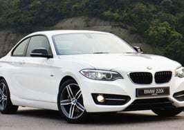 Should real estate agents drive fancy cars?