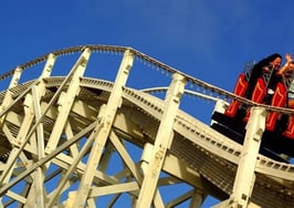 Home sales ride out stock market roller coaster