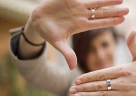 Bidzera focuses on listing agent commissions