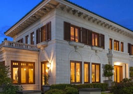 Luxury listing of the day: Seattle home with outdoor fireplace and Space Needle view