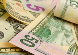 How much do Illinois homeowners pay in taxes?