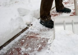 How to ensure buyers are comfortable at open houses during winter