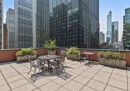 Luxury listing: Midtown one-bedroom off 5th Ave.