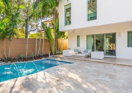 Luxury listing: tropical oasis in the center of Miami