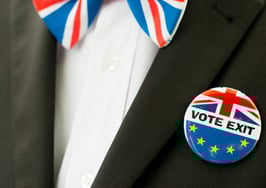 Brexit pin on a man's jacket