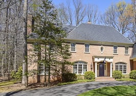 Luxury listing: colonial escape in Great Falls