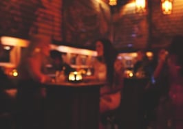 How long can aging agents dance on the bar?