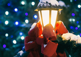 The right way to market yourself during the holidays