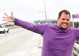 How an agent’s Vikings billboard on Eagles turf paid off