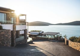 3 strategies for breaking into luxury real estate this year