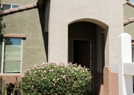 Real estate agents are split on Zillow's Arizona broker's license