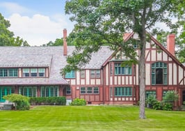 Vacuum magnate Hoover's estate hits market as priciest Chicago burbs home
