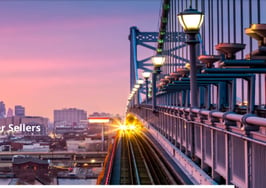 Startup brokerage Houwzer offers homesellers a $2,500 rebate they can transfer to family, friends