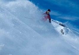 Skiier skiing ski colorado