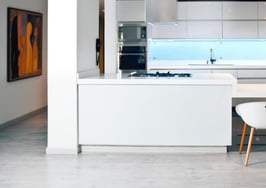 Which old-school interior design trends are making a comeback?