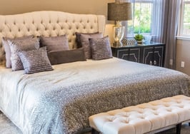 The ultimate checklist for staging on a budget