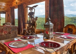 Travelers rush to book thin rental inventory in hot US vacation spots