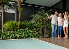 High-end homes flood the market as homeowners seek to trade up