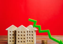 Mortgage rates drop to 30-year low