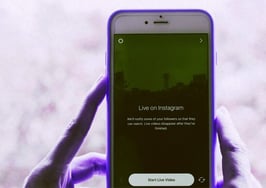 How to host a property tour on social media as a team