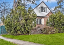 Nightmare Queens home listed for $829K is 'unlivable'