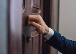 EasyKnock debuts new leaseback program