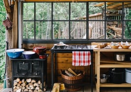 Outdoor kitchens, dining spaces take center stage during holidays