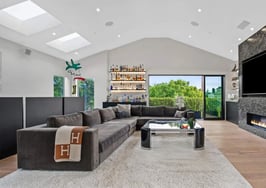 Identifying priorities: How 3 agents maintain their negotiation expertise