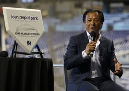 LoanDepot's 'Grand Slam' offer bundles agent, mortgage and title insurance