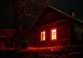 Buyer beware! 6 iconic horror movie houses