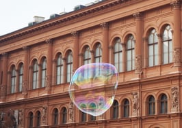 Home prices may be 'unhinged' from fundamentals, Fed analysts say