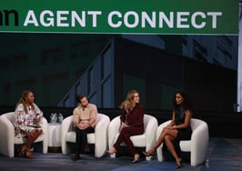 Starting from the bottom, 3 star agents share their journeys