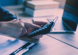 How to become a mortgage broker in 6 steps