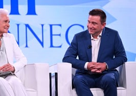 The secret to selling a luxury home: 'Stay positive' and price it well