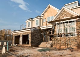 Builders pull back from new construction once again in April