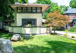 Frank Lloyd Wright's prairie-style DeRhodes House lists near $1.18
