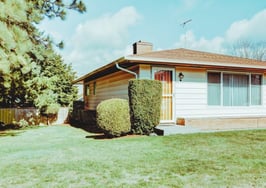 1st-time buyers say 'yes' to older starter homes due to higher costs