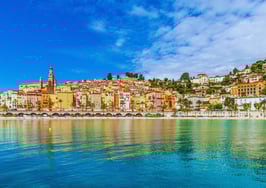 Douglas Elliman begins expanding overseas