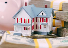 Median monthly housing payments see sharpest drop in almost 1 year
