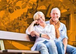 An image of a senior couple sitting on a park bench to signify tips for working with senior homesellers from a seniors real estate specialist.