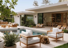 luxury outdoor staging