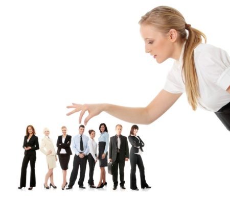 Report identifies and analyzes issues brokers face in recruiting agents