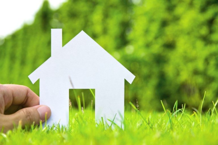 Listing agents who divulge pricing and property details to anyone who asks are doing sellers a disservice