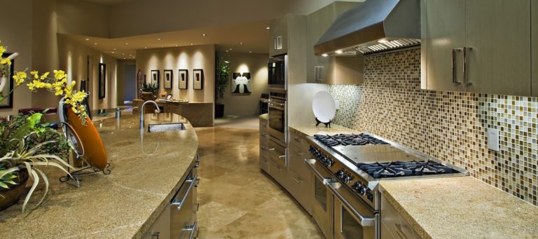 5 ways to win over buyers at your open house