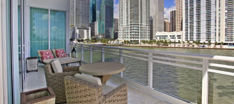 Luxury listing: Exclusive Brickell Key home on waterfront